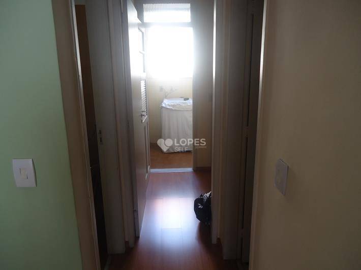 Apartamento à venda com 1 quarto, 60m² - Foto 5