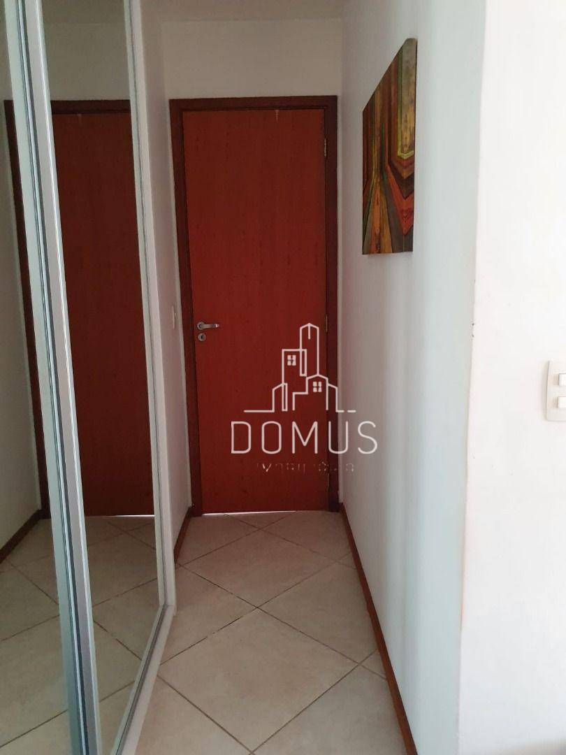 Apartamento à venda com 2 quartos, 79m² - Foto 9