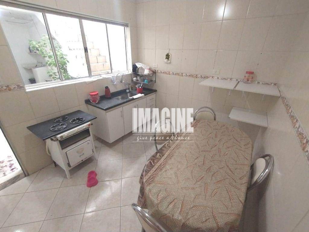 Sobrado à venda com 3 quartos, 140m² - Foto 5