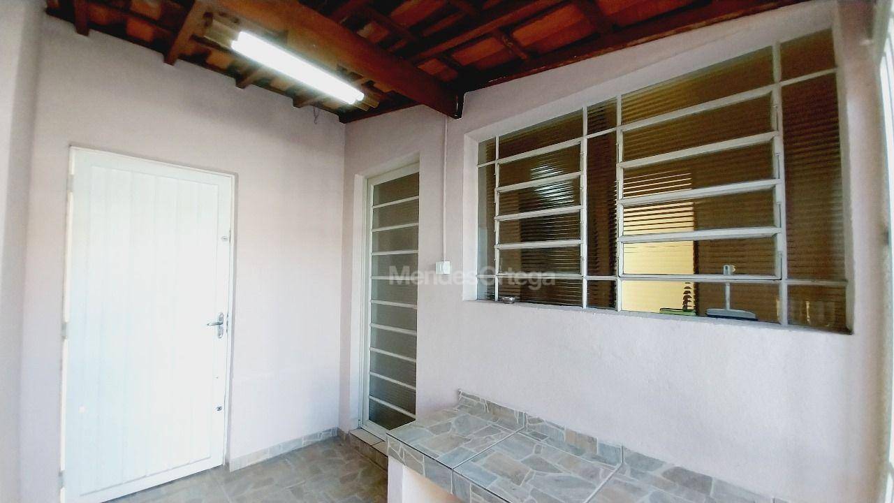 Casa para alugar com 3 quartos, 142m² - Foto 26