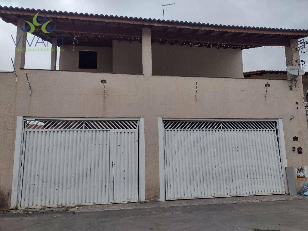 Sobrado à venda com 3 quartos, 300M2 - Foto 1