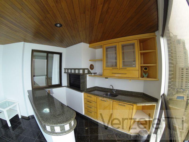 Apartamento à venda com 4 quartos, 280m² - Foto 13