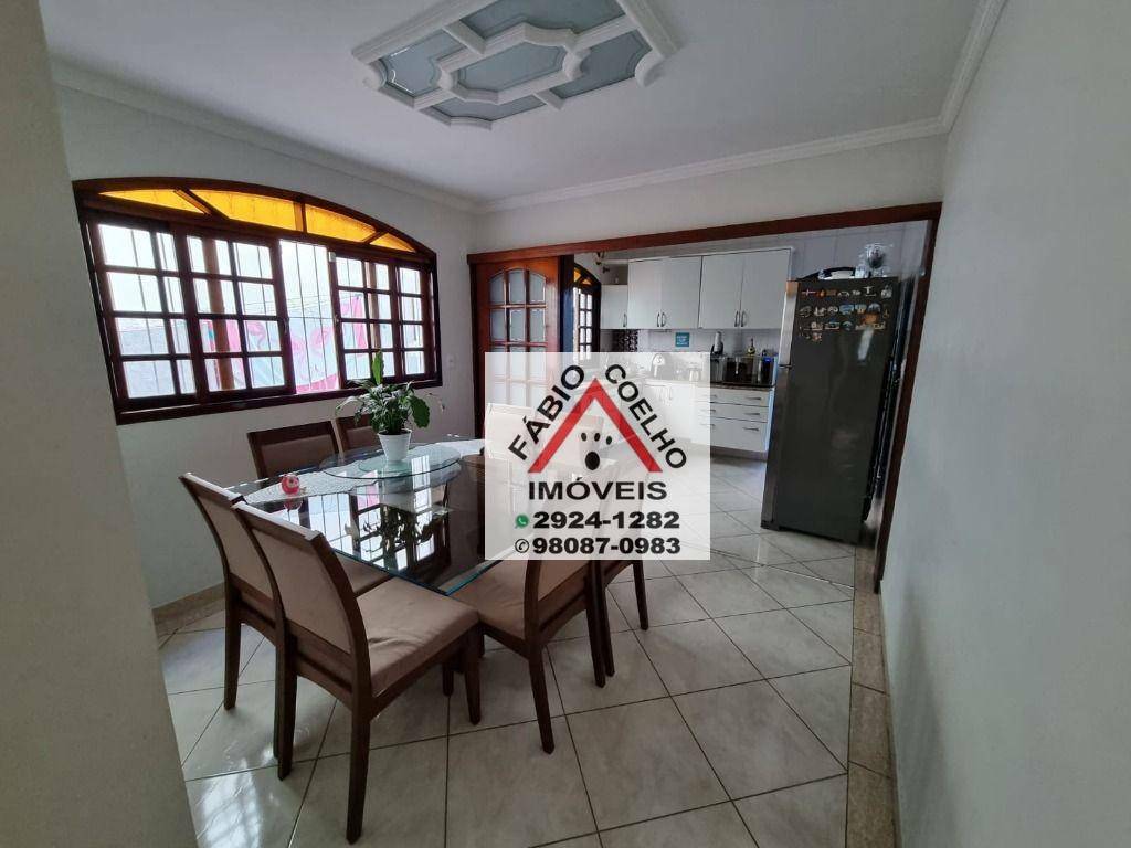 Sobrado à venda com 3 quartos, 180m² - Foto 28