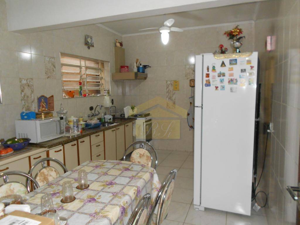 Sobrado à venda com 3 quartos, 189m² - Foto 8