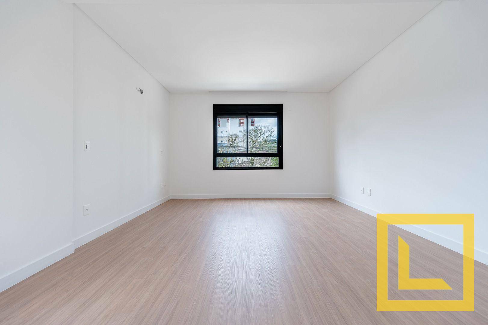 Apartamento à venda com 4 quartos, 218m² - Foto 15