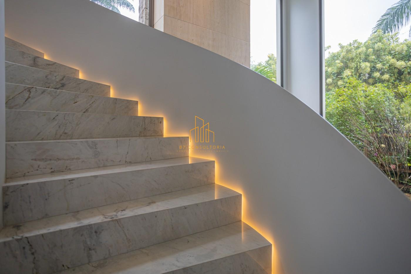 Casa de Condomínio à venda com 4 quartos, 750m² - Foto 37