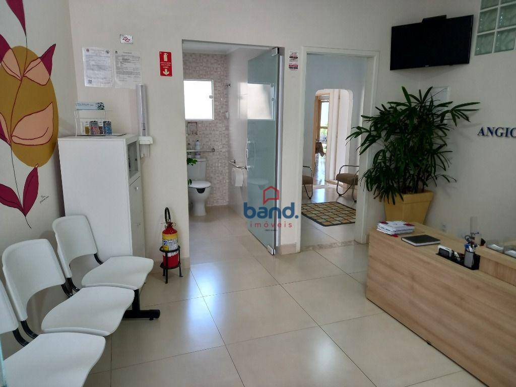 Casa à venda com 3 quartos, 168m² - Foto 4