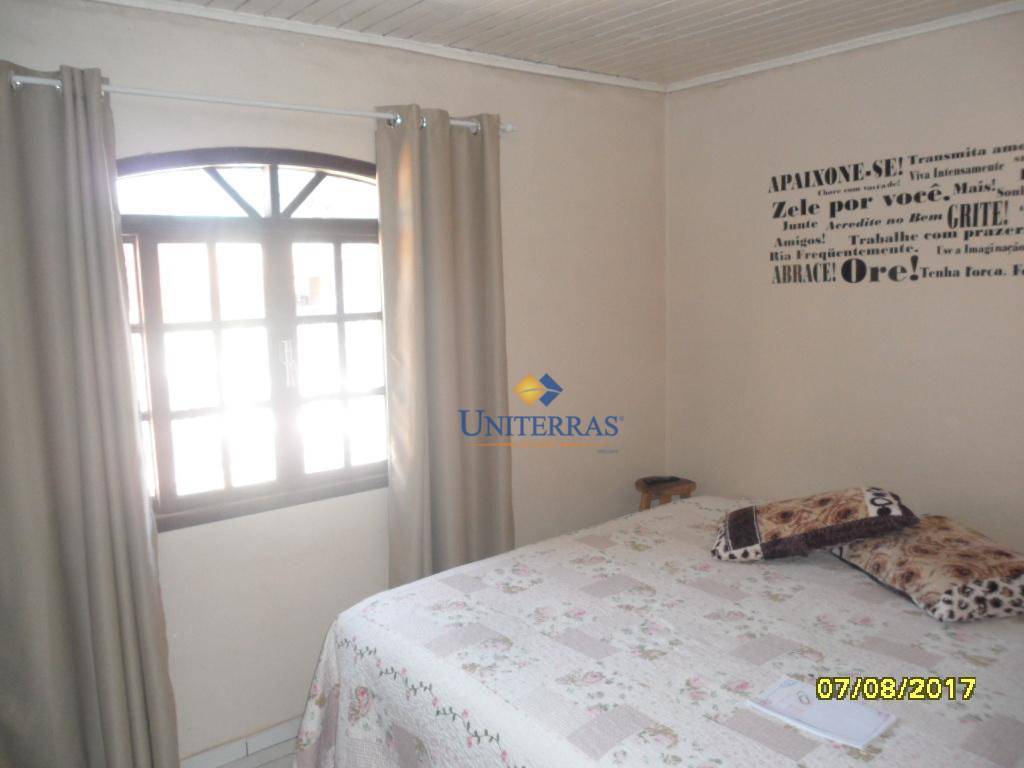 Casa à venda com 3 quartos, 90m² - Foto 12