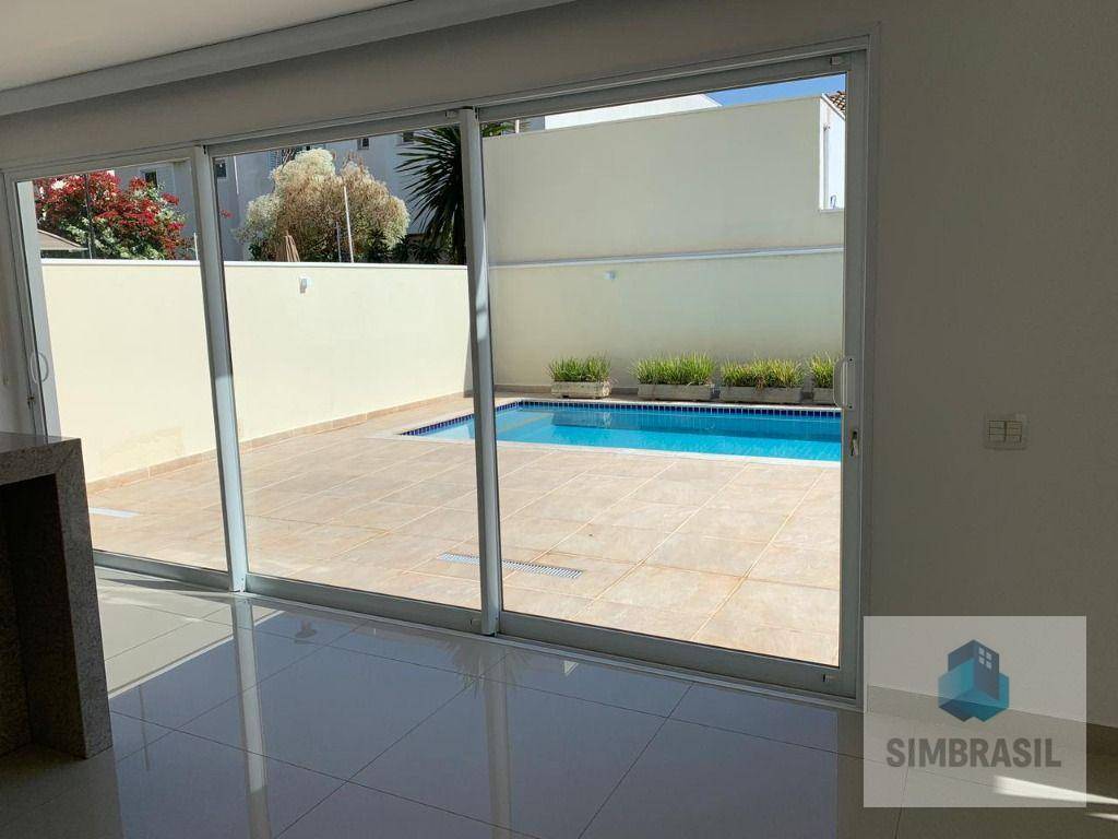 Casa à venda com 5 quartos, 350m² - Foto 10