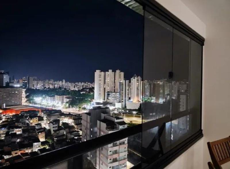 Apartamento à venda com 2 quartos, 69m² - Foto 4