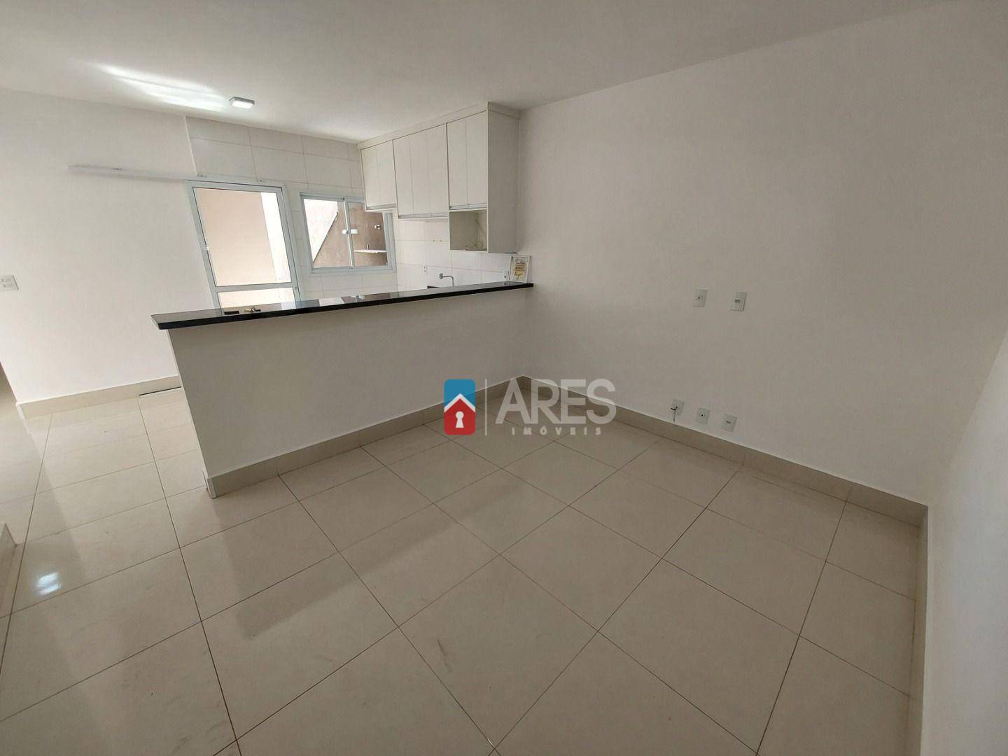 Casa para alugar com 3 quartos, 153m² - Foto 3