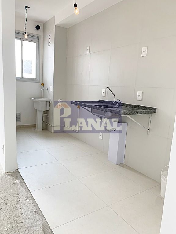 Apartamento à venda com 2 quartos, 50m² - Foto 9