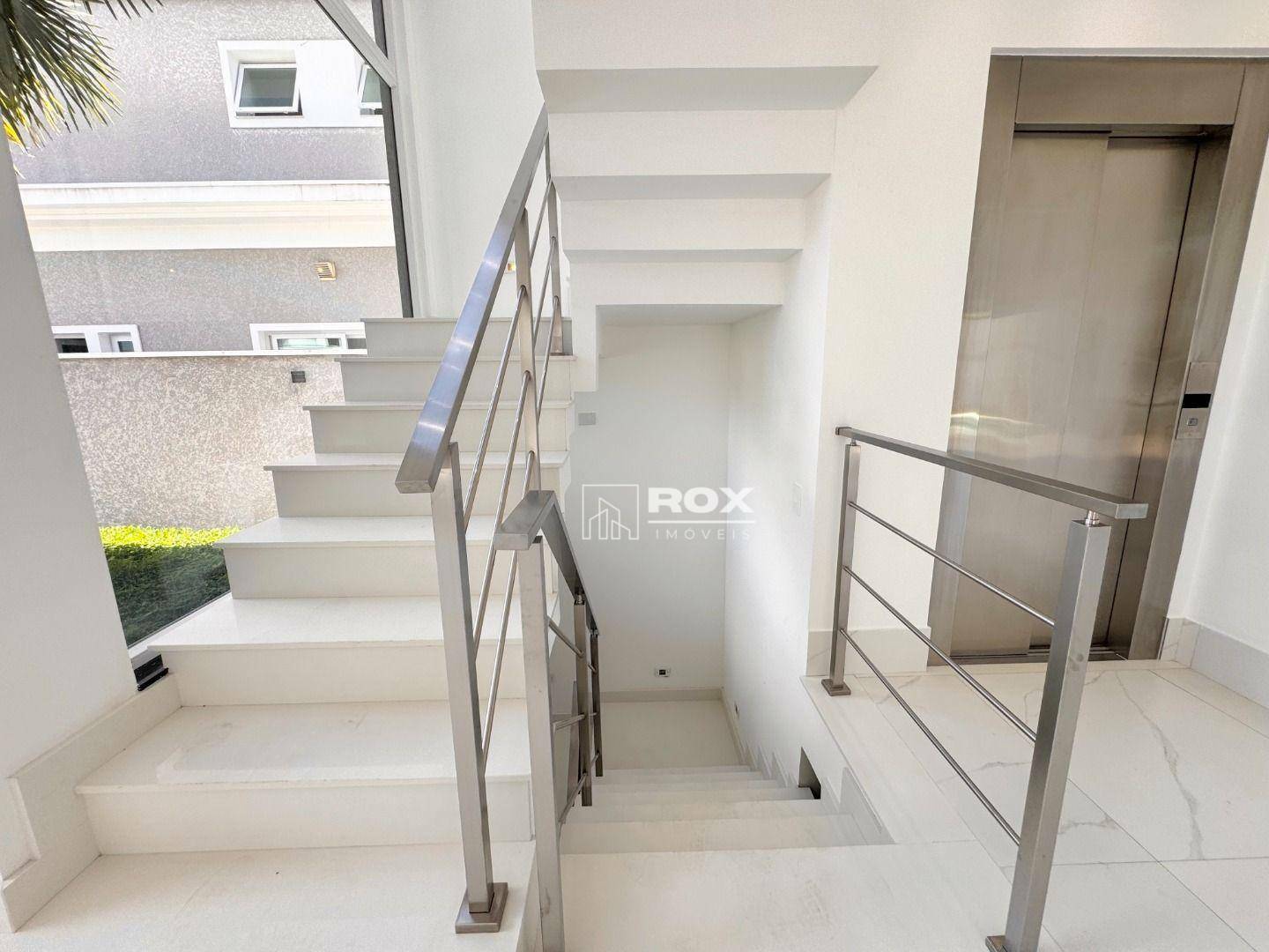 Casa de Condomínio à venda com 4 quartos, 360m² - Foto 22