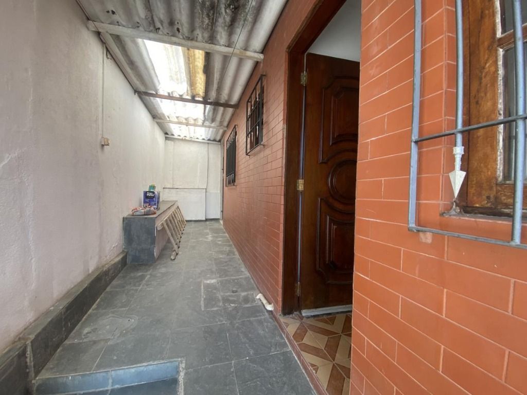 Casa à venda com 2 quartos, 200m² - Foto 22