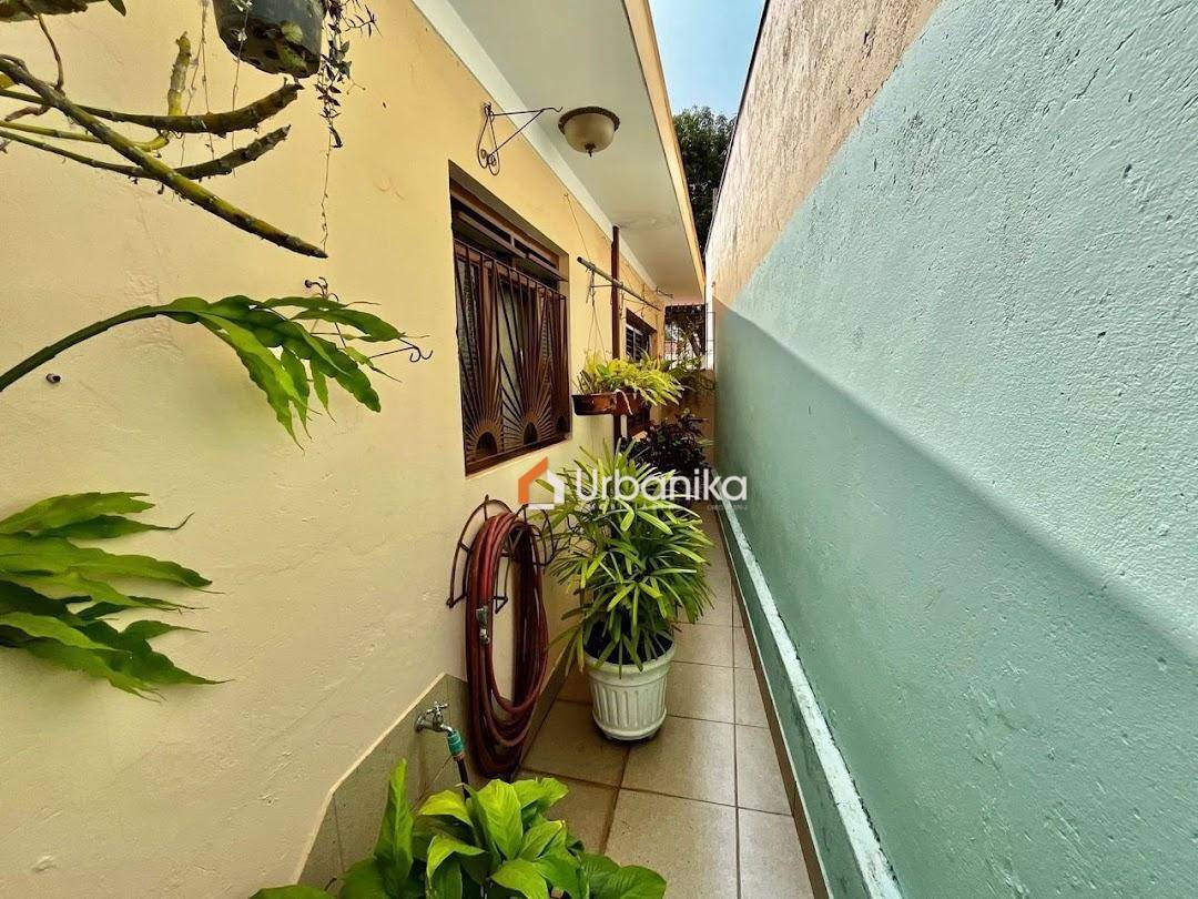 Casa, 3 quartos, 182 m² - Foto 4