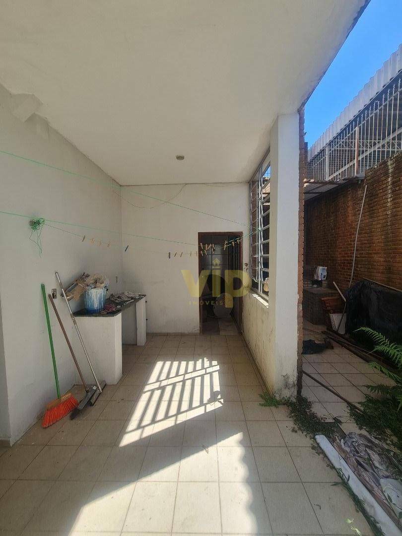 Casa à venda com 5 quartos, 600m² - Foto 5