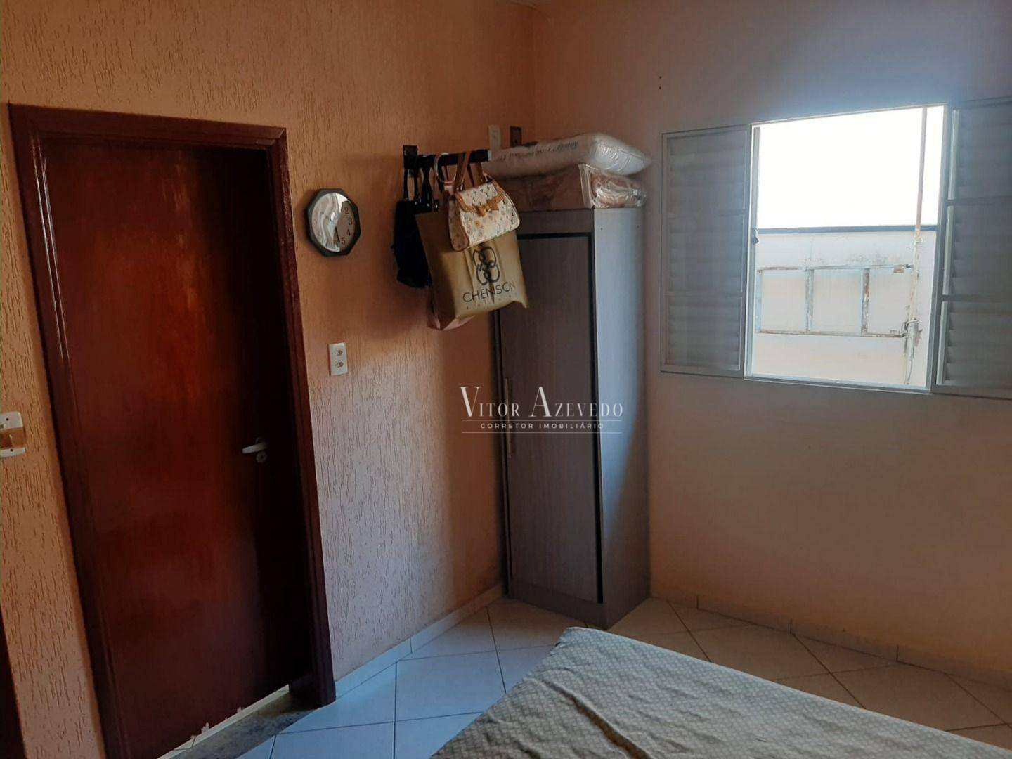 Casa à venda com 6 quartos, 235m² - Foto 12