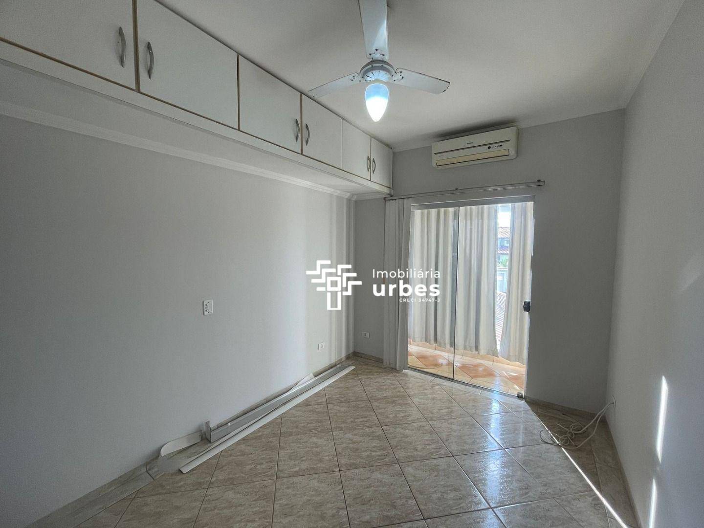 Casa, 4 quartos, 261 m² - Foto 17