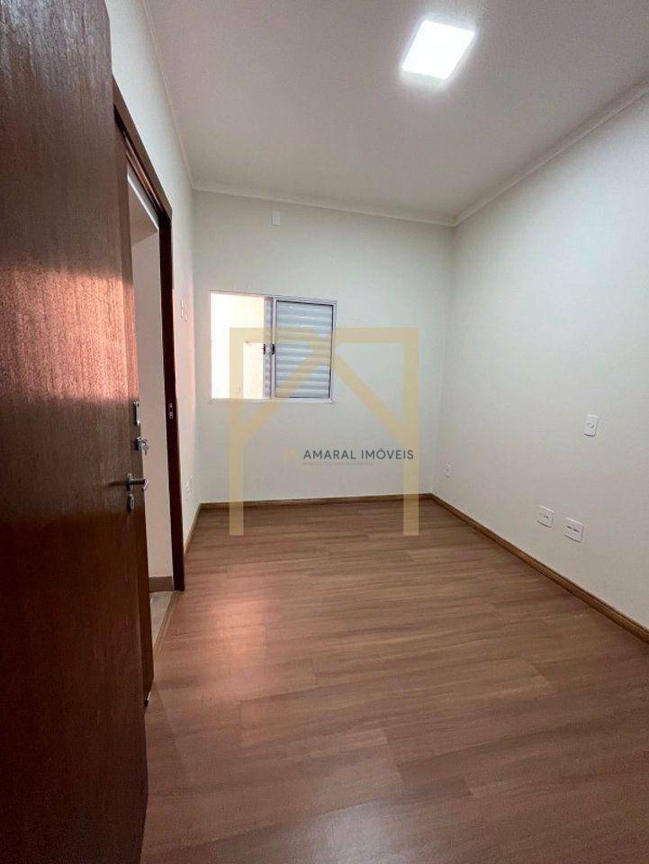 Casa de Condomínio à venda com 3 quartos, 120m² - Foto 4