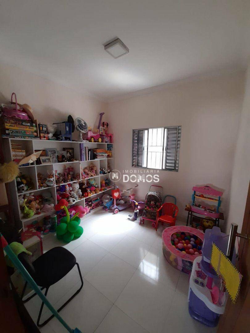 Chácara à venda com 3 quartos, 430m² - Foto 10