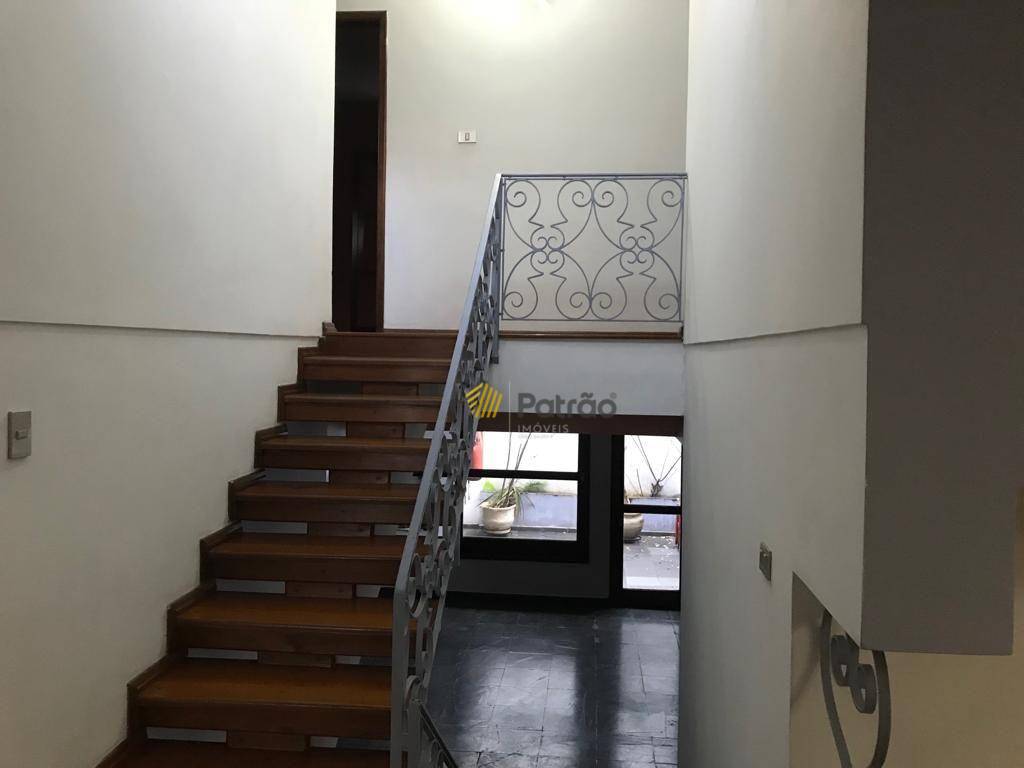 Casa à venda com 3 quartos, 270m² - Foto 19