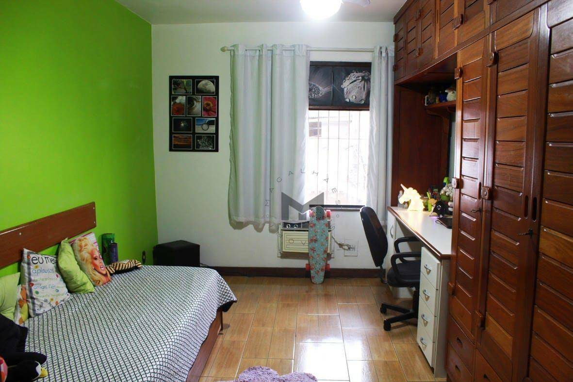 Casa à venda com 3 quartos, 218m² - Foto 21