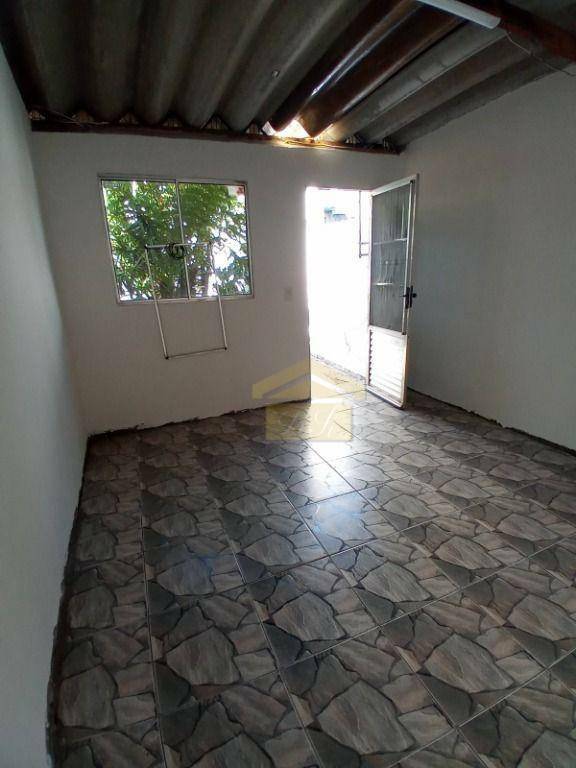 Sobrado à venda com 2 quartos, 78m² - Foto 13