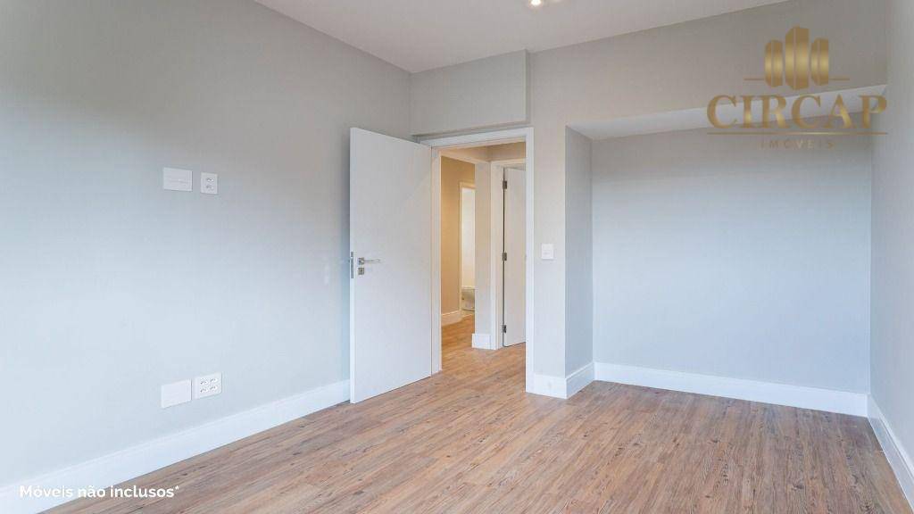 Apartamento à venda com 3 quartos, 140m² - Foto 8