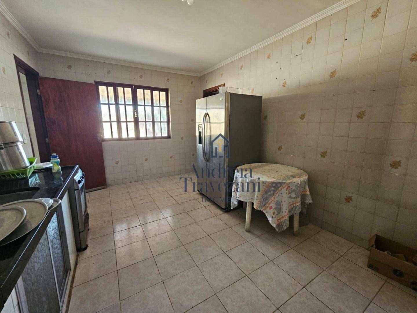 Casa à venda com 5 quartos, 280m² - Foto 2