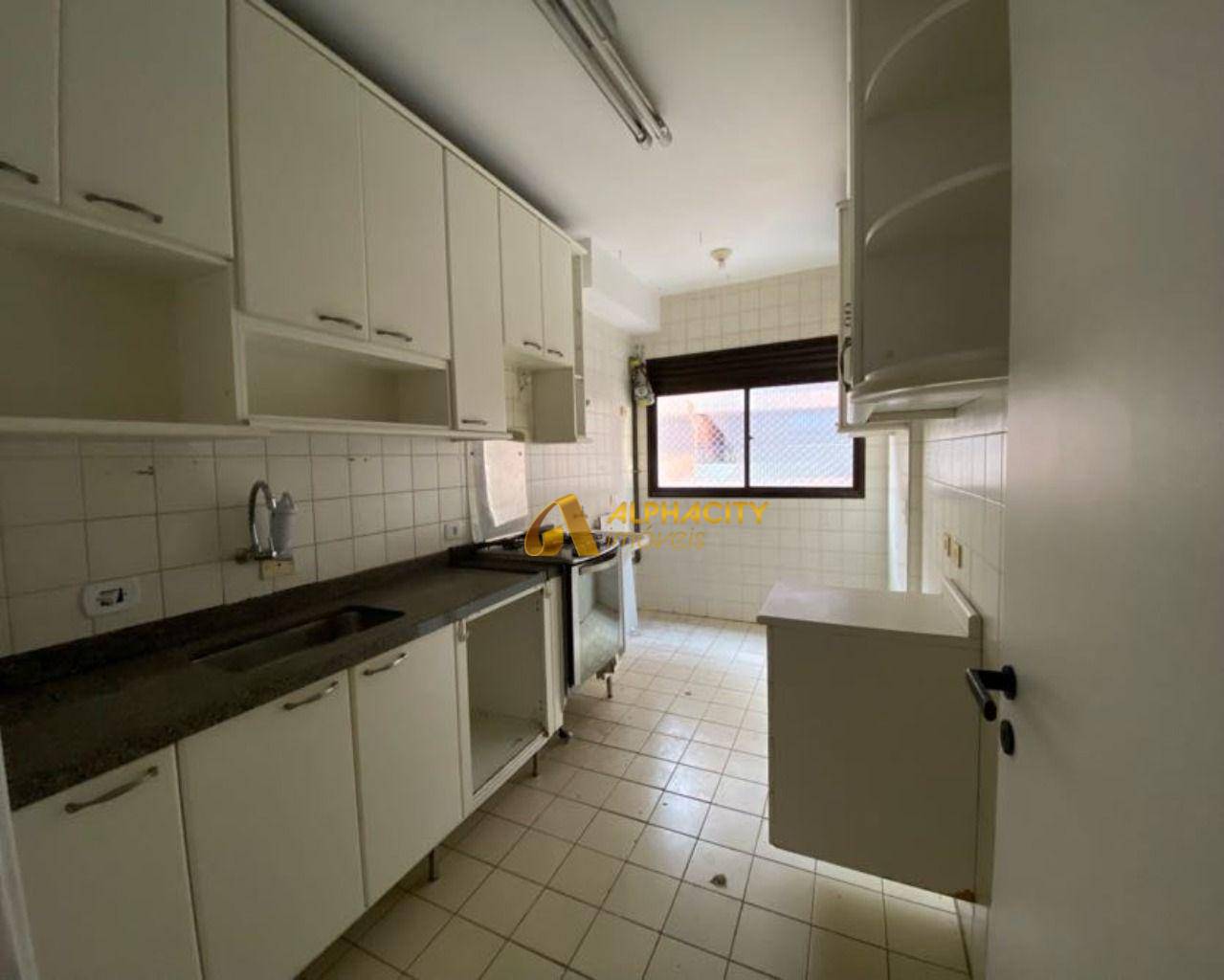 Apartamento à venda com 2 quartos, 74m² - Foto 7