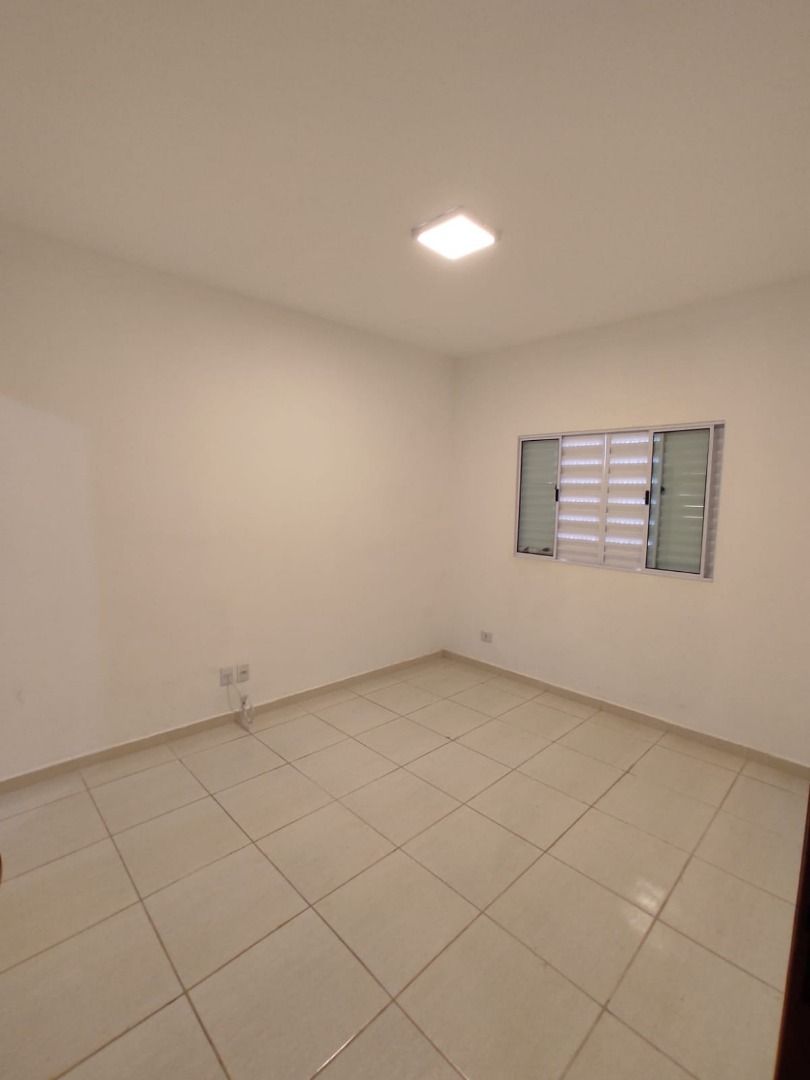 Casa à venda com 3 quartos, 161m² - Foto 7