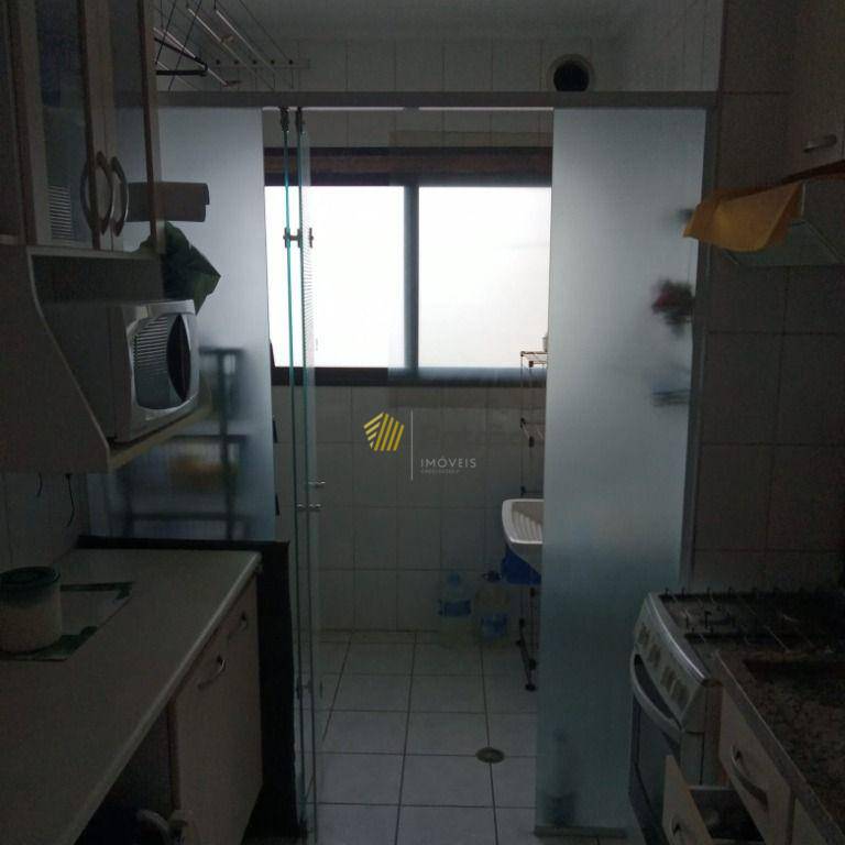 Apartamento à venda com 3 quartos, 69m² - Foto 9