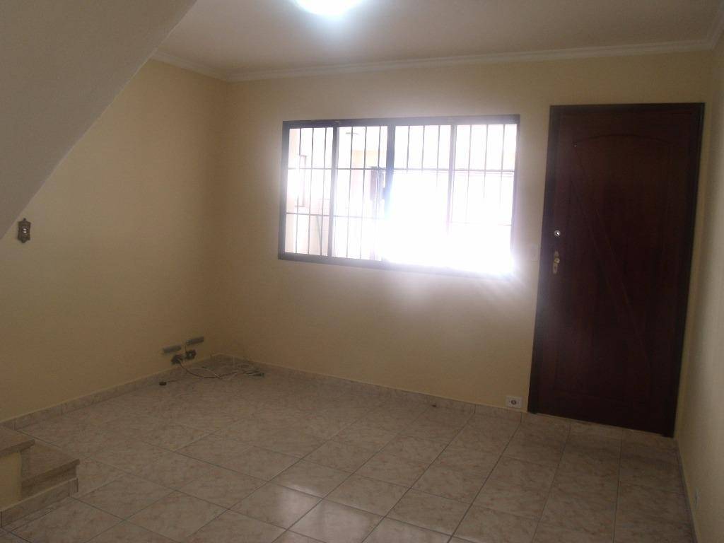 Sobrado à venda com 2 quartos, 70m² - Foto 3