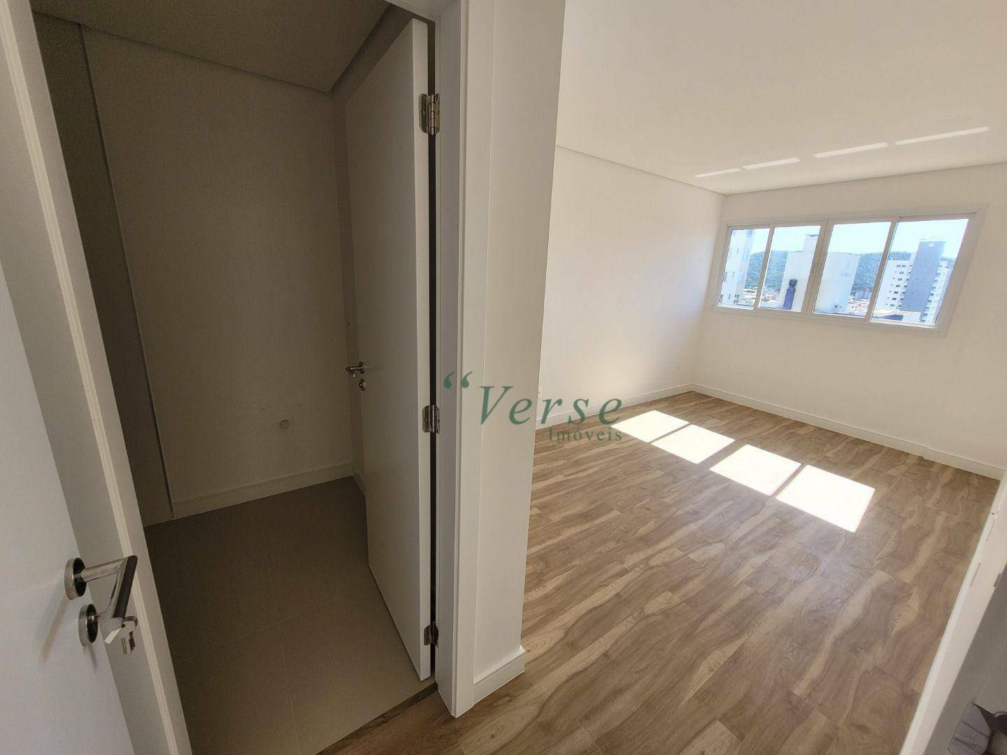 Apartamento à venda com 2 quartos, 77m² - Foto 8