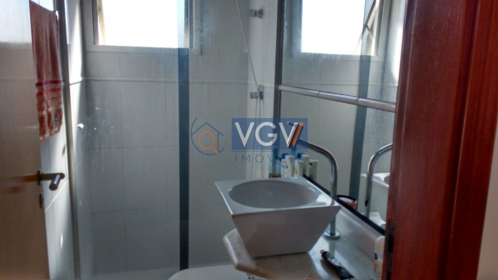 Apartamento à venda com 2 quartos, 60m² - Foto 13