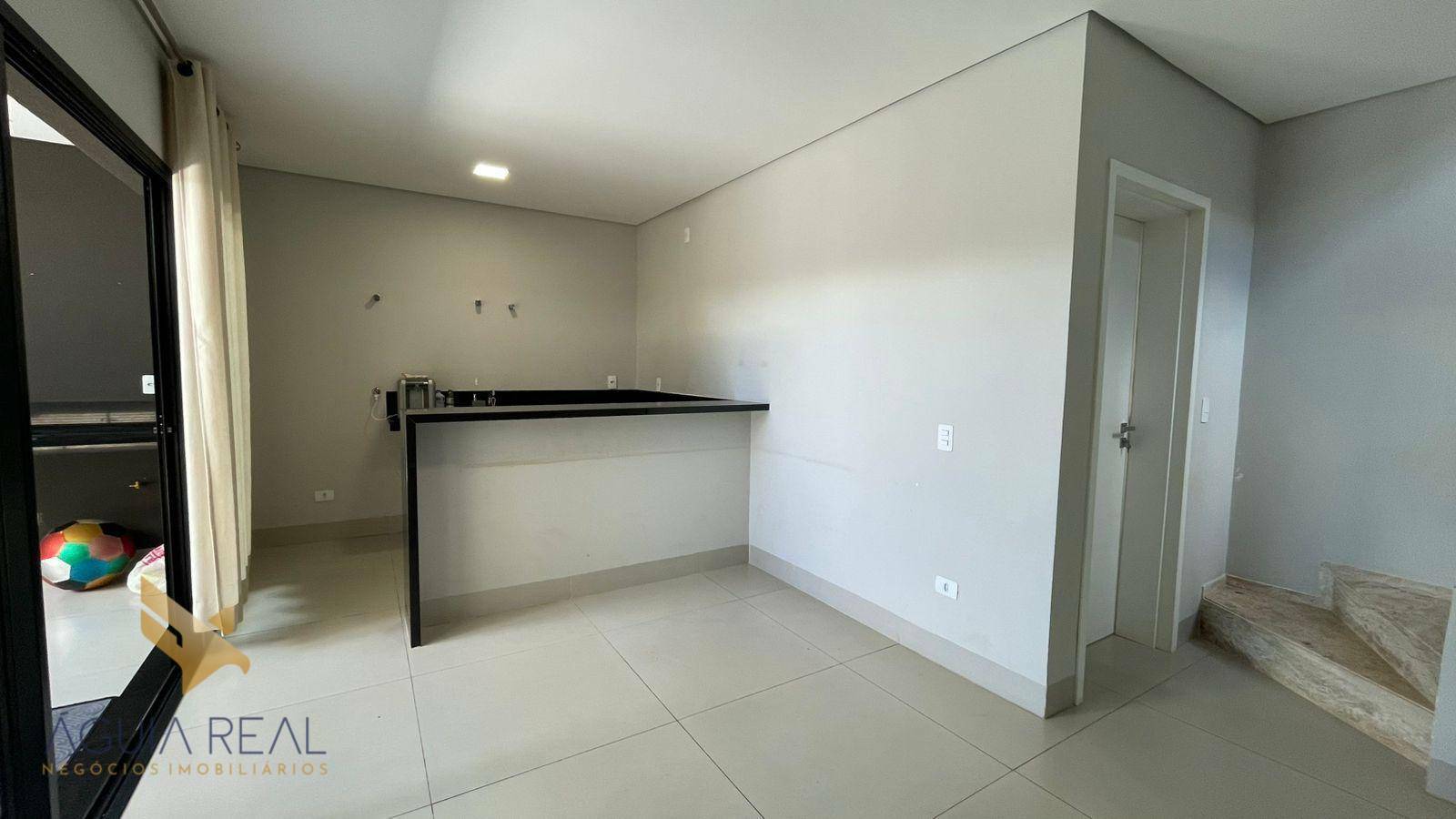 Sobrado à venda e aluguel com 3 quartos, 124m² - Foto 7