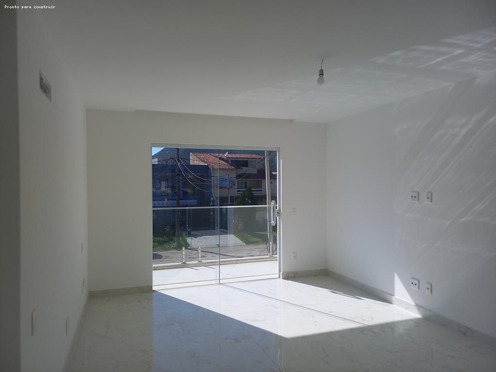 Casa à venda com 4 quartos, 214m² - Foto 15