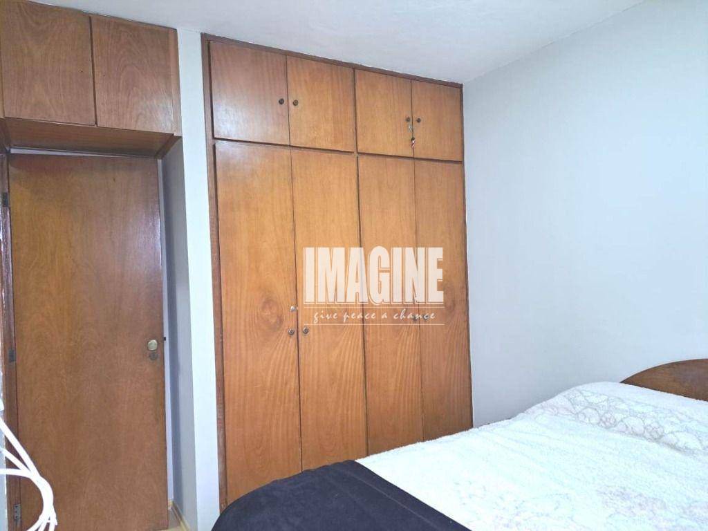 Apartamento para alugar com 2 quartos, 67m² - Foto 4