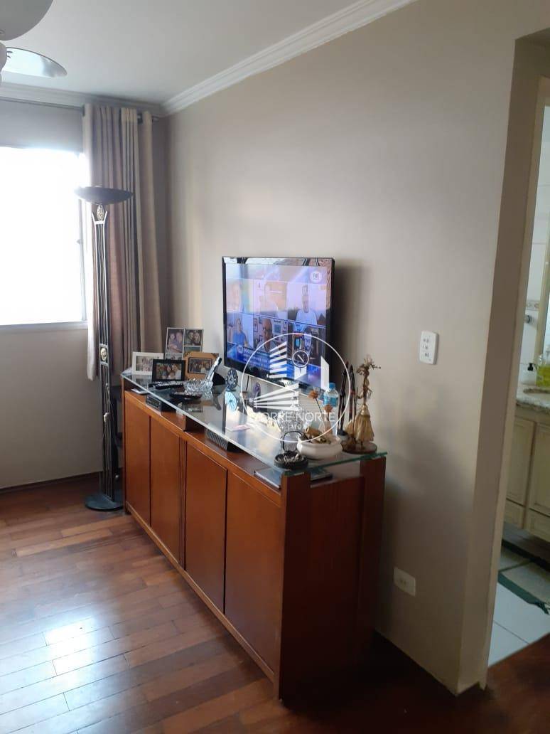 Apartamento à venda com 2 quartos, 70m² - Foto 6