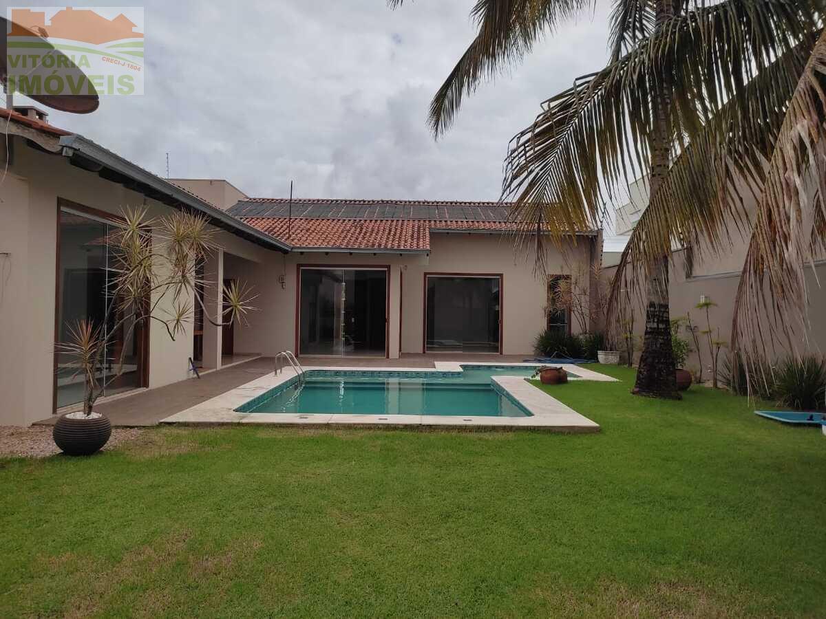 Casa para alugar com 3 quartos, 600m² - Foto 16