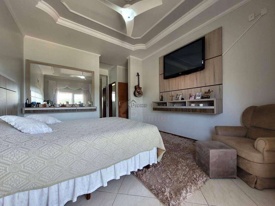 Chácara à venda com 3 quartos, 2500m² - Foto 51