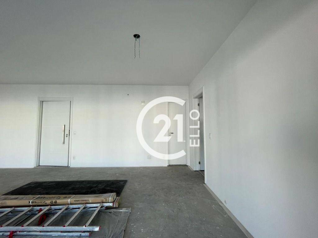 Apartamento à venda com 3 quartos, 162m² - Foto 18