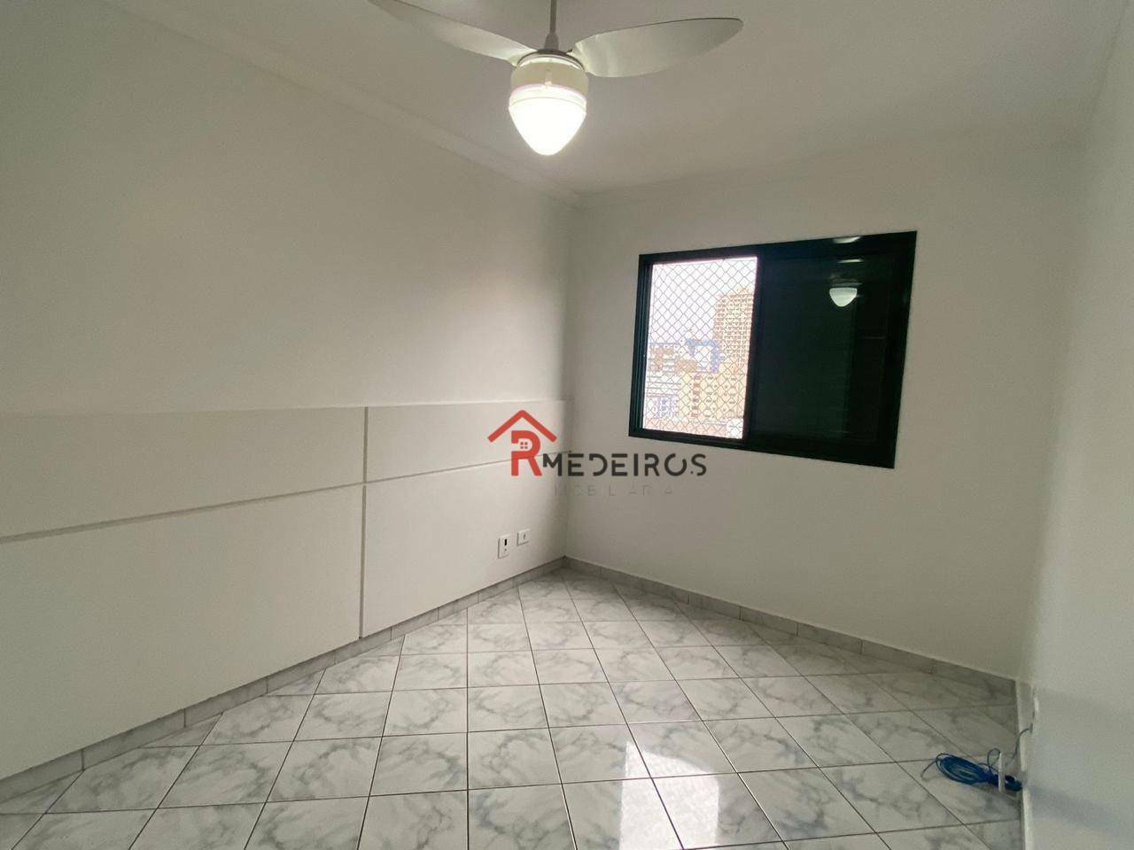 Apartamento para alugar com 3 quartos, 132m² - Foto 11