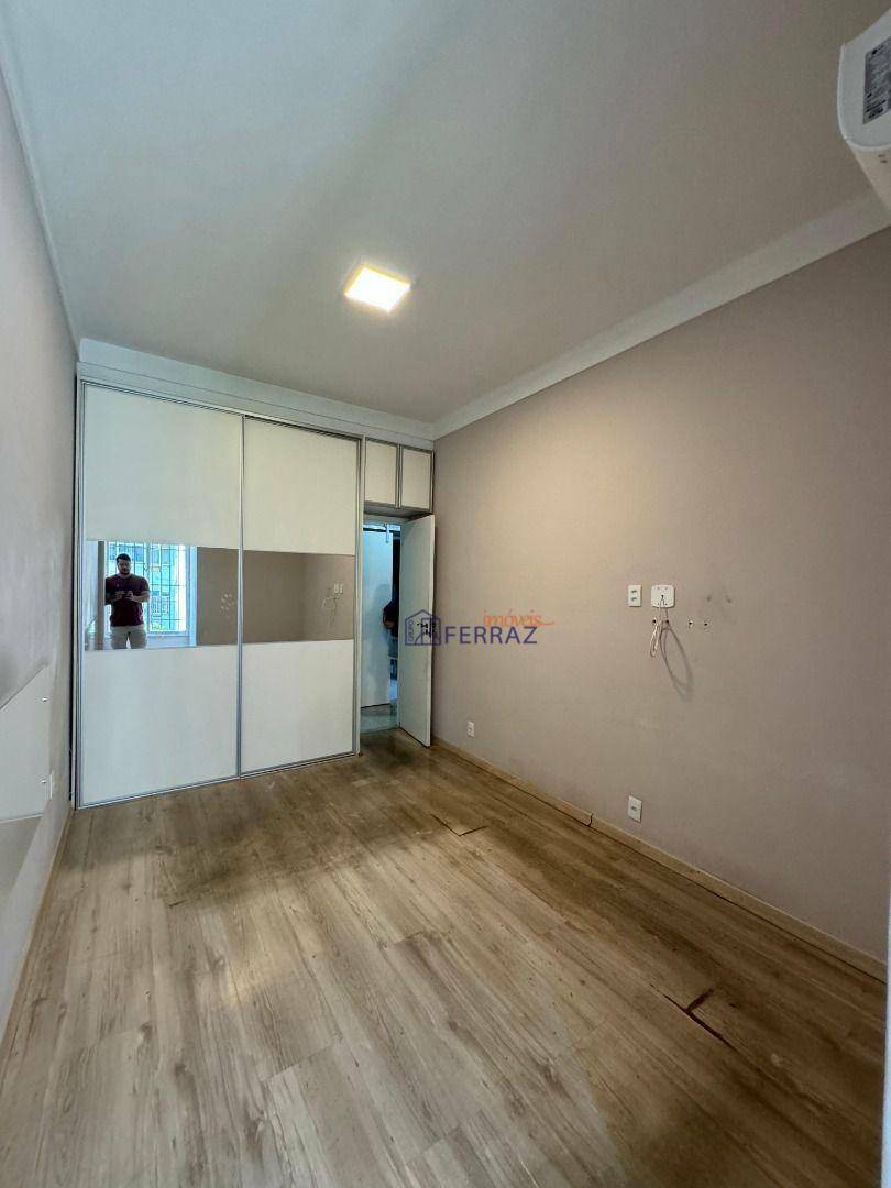 Apartamento à venda com 2 quartos, 70m² - Foto 8