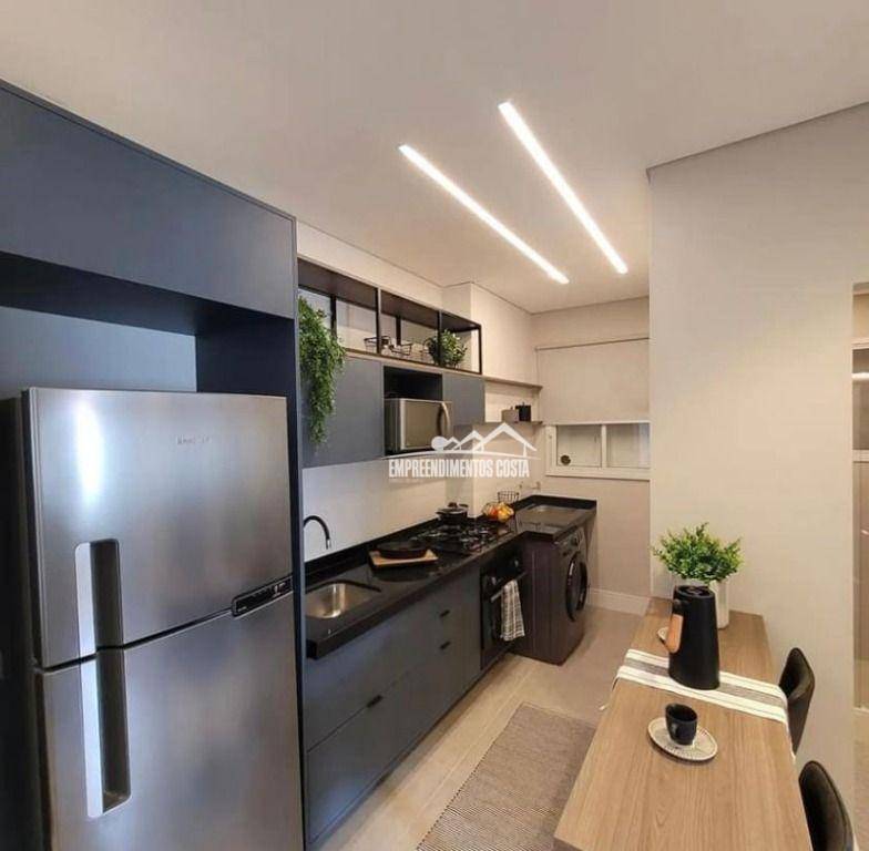 Apartamento à venda com 2 quartos, 42m² - Foto 2