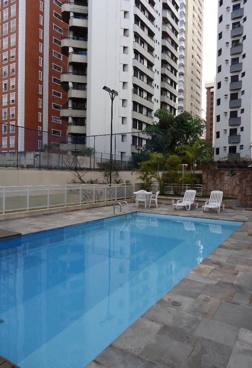 Apartamento à venda com 2 quartos, 77m² - Foto 9