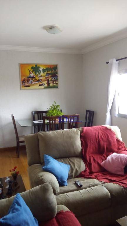 Apartamento à venda com 2 quartos, 70m² - Foto 1