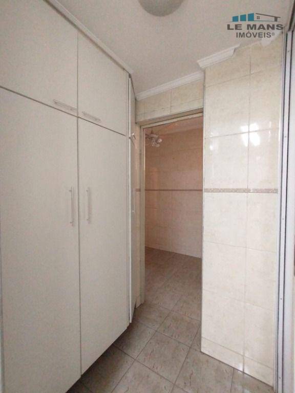 Apartamento à venda com 3 quartos, 105m² - Foto 17