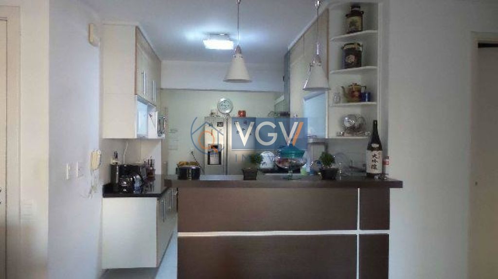 Apartamento à venda com 3 quartos, 107m² - Foto 6