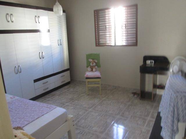 Sobrado à venda com 4 quartos, 180m² - Foto 7